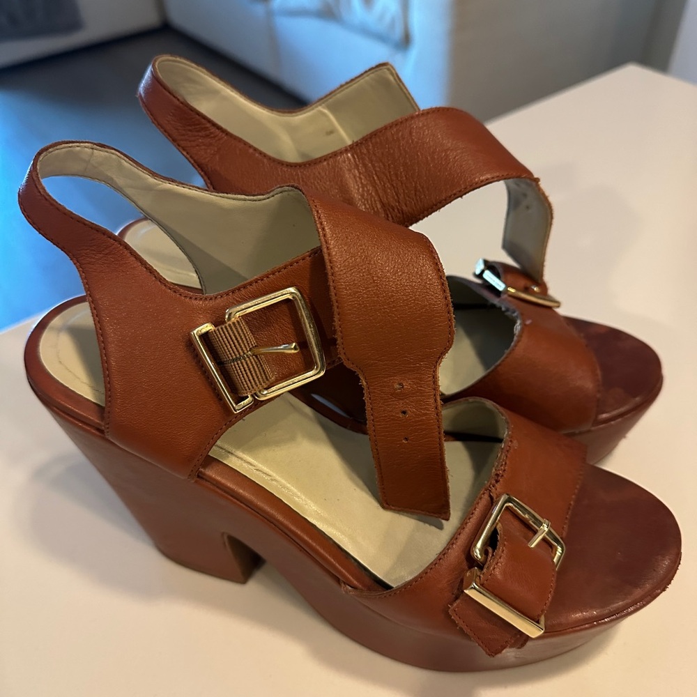 Kenneth Cole New York Tan Platform Sandals